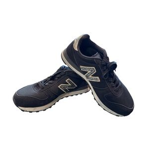 New Balance 311 Classic Women’s Black Suede Sneakers with silver N logo size 6.5